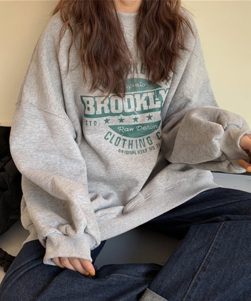 wears(ウェアーズ)の「BROOKLYNフロントロゴスウェット(スウェット・レディース・チャコールグレー/ワインレッド/グレー・FREE)」の4枚目の写真