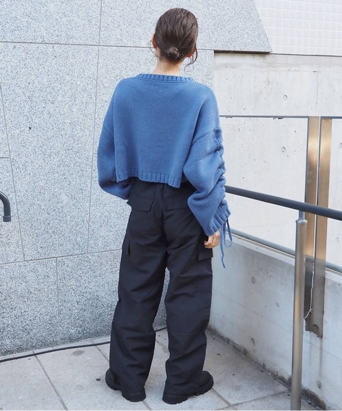 tiptop(ティップトップ)の「袖ドロストショート丈ニットプルオーバー(ニット/セーター・レディース・ブルー/オフホワイト/チャコールグレー/A/ピンク/イエロー・FREE)」の21枚目の写真