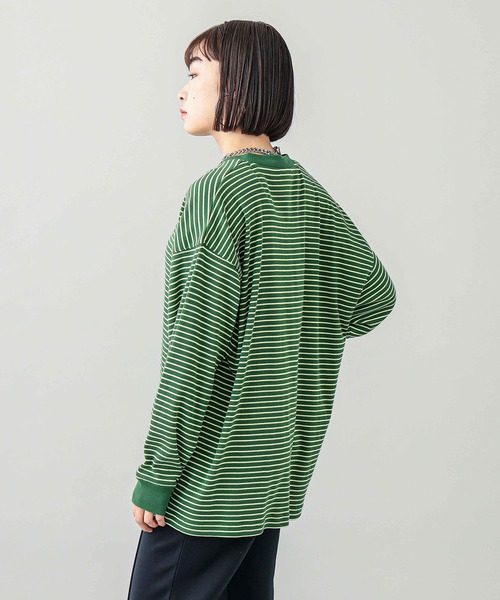 X-girl(エックスガール)の「STRIPED LOOSE FIT TOP(Tシャツ/カットソー・レディース・ブラック/ブラウン/グリーン・M/S)」の12枚目の写真