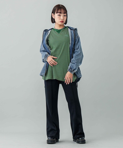 X-girl(エックスガール)の「STRIPED LOOSE FIT TOP(Tシャツ/カットソー・レディース・ブラック/ブラウン/グリーン・M/S)」の22枚目の写真