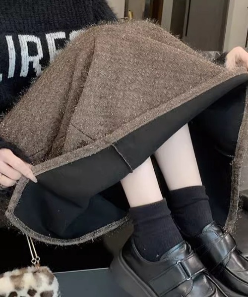 LAC-VERT(ラック・ヴェール)の「ラメボンディングロングスカート(スカート・レディース・ブラック/モカ・FREE)」の17枚目の写真