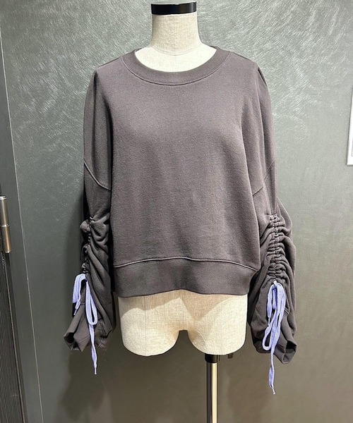 PAGEBOY（ページボーイ）の「ドロストスリーブショートスウェット（スウェット・レディース・チャコールグレー/オートミール・FREE）」の15枚目の写真