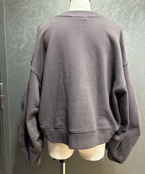 PAGEBOY（ページボーイ）の「ドロストスリーブショートスウェット（スウェット・レディース・チャコールグレー/オートミール・FREE）」の17枚目の写真