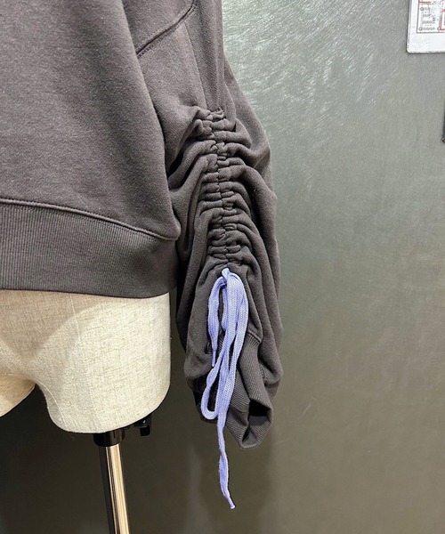 PAGEBOY（ページボーイ）の「ドロストスリーブショートスウェット（スウェット・レディース・チャコールグレー/オートミール・FREE）」の21枚目の写真