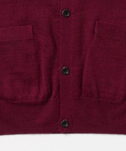 BEAMS(ビームス)の「◆BEAMS / ウール×アクリル Vネック カーディガン/(カーディガン/ボレロ・メンズ・ブラック/ブラウン系その他/ワイン/ネイビー・X-LARGE/SMALL/MEDIUM/LARGE)」の17枚目の写真