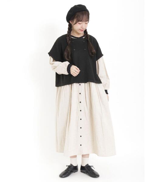 Samansa Mos2（サマンサ モスモス）の「ダブル釦ニットポンチョベスト（ベスト・レディース・キナリ/ブルー/ブラック/ベージュ・F）」の15枚目の写真