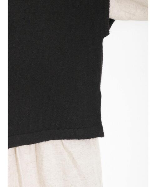 Samansa Mos2（サマンサ モスモス）の「ダブル釦ニットポンチョベスト（ベスト・レディース・キナリ/ブルー/ブラック/ベージュ・F）」の21枚目の写真