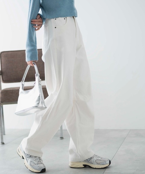 WEGO（ウィゴー）の「WEGO/カーブデニムパンツ（デニムパンツ・レディース・ブラック系1/ホワイト/ライトインディゴブルー・LARGE/MEDIUM/SMALL）」の13枚目の写真