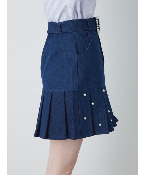 Ank Rouge(アンクルージュ)の「パールプリーツデニムスカート(スカート・レディース・ブラック/ネイビー/ブルー・M)」の13枚目の写真