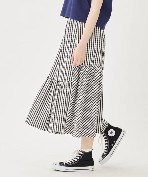 MILKFED.（ミルクフェド）の「GINGHAM TIERED  SKIRT（スカート・レディース・ライトブルー/ブラック/ブラウン・ONE SIZE）」の12枚目の写真