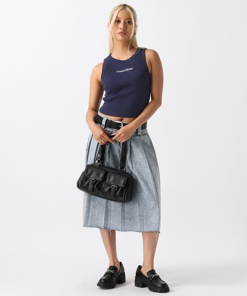 FOREVER 21（フォーエバー トゥエンティーワン）の「【2024SS】デニムプリーツミディスカート（デニムスカート・レディース・ライトブルー/ブラック・SMALL/MEDIUM）」の19枚目の写真