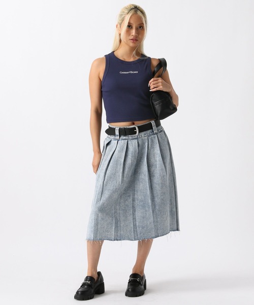 FOREVER 21（フォーエバー トゥエンティーワン）の「【2024SS】デニムプリーツミディスカート（デニムスカート・レディース・ライトブルー/ブラック・SMALL/MEDIUM）」の21枚目の写真