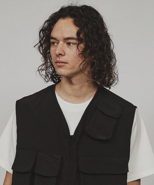 tk.TAKEO KIKUCHI(ティーケータケオキクチ)の「◆タクティカルナイロンベスト(ベスト・メンズ・チャコールグレー/ブラック・88)」の7枚目の写真