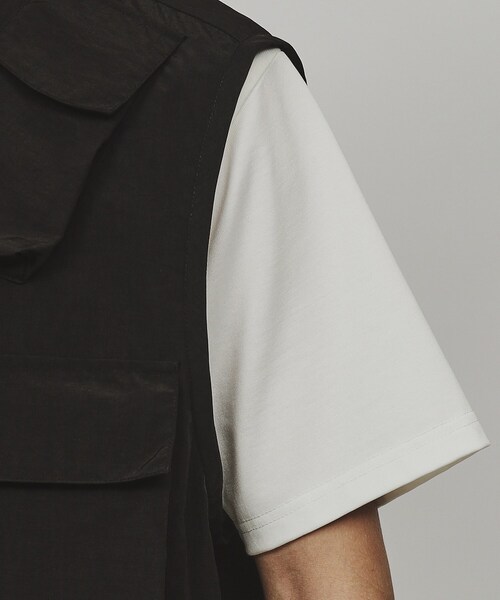 tk.TAKEO KIKUCHI(ティーケータケオキクチ)の「◆タクティカルナイロンベスト(ベスト・メンズ・チャコールグレー/ブラック・88)」の9枚目の写真