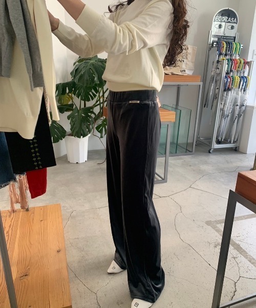 THEATRE PRODUCTS(シアタープロダクツ)の「ベロアパンツ(その他パンツ・レディース・グレー/ブラック・FREE)」の3枚目の写真