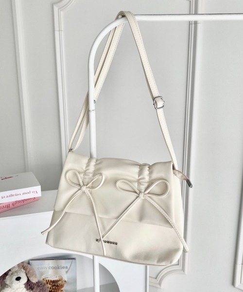 Loueme（ルエム）の「ダブルリボンスクエアショルダーバッグ（ショルダーバッグ・レディース・ブラック/ピンク/ホワイト/シルバー・XS/FREE）」の14枚目の写真