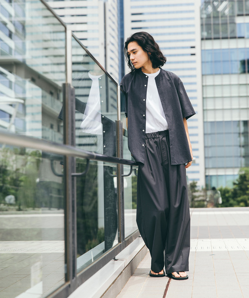 JOURNAL STANDARD（ジャーナルスタンダード）の「”吸水速乾 / 接触冷感” EVALET LIGHT バンドカラー S/S シャツ（シャツ/ブラウス・メンズ・ブラック系その他/アイボリー/ブラウン系その他/コバルトブルー・SMALL/MEDIUM/LARGE）」の5枚目の写真