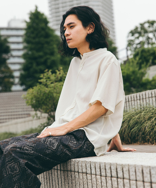 JOURNAL STANDARD（ジャーナルスタンダード）の「”吸水速乾 / 接触冷感” EVALET LIGHT バンドカラー S/S シャツ（シャツ/ブラウス・メンズ・ブラック系その他/アイボリー/ブラウン系その他/コバルトブルー・SMALL/MEDIUM/LARGE）」の21枚目の写真