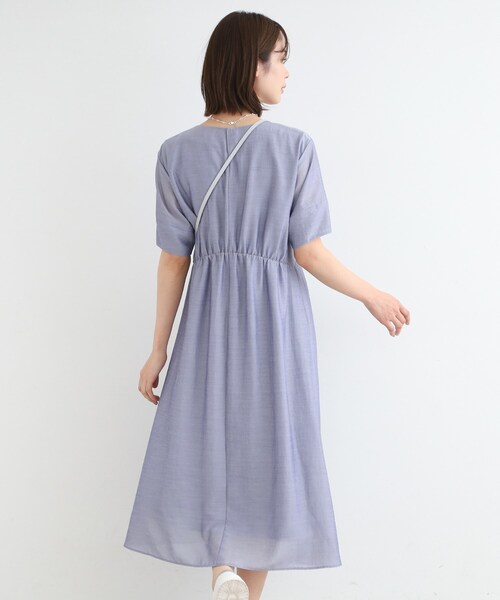 INDIVI（インディヴィ）の「◆【洗える／シアー／スタイルアップ】ハイウエストエアリーワンピース（ワンピース・レディース・ネイビー/ネイビー系3/ブラウン系その他4・40/38/36/15 /13/05/03/19）」の13枚目の写真