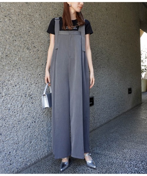 ANAP（アナップ）の「ベルトデザインワイドサロペット（サロペット/オーバーオール・レディース・ダークグレー/アイボリー・FREE）」の2枚目の写真