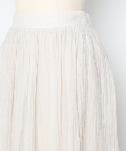 Bonjour Sagan（ボンジュールサガン）の「ワッシャーシアーフレアスカート（スカート・レディース・オフホワイト/ベージュ/ネイビー・FREE）」の7枚目の写真