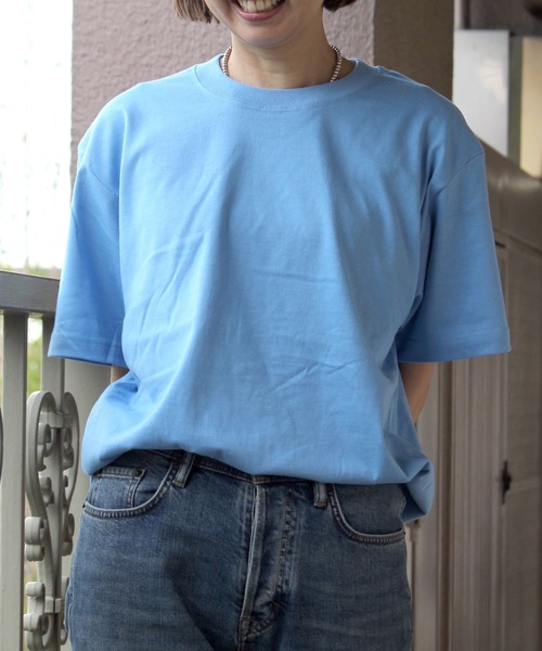 United Athle(ユナイテッドアスレ)の「【UNITED ATHLE】5.6オンスハイクオリティークルーネックショートスリーブTシャツ 半袖無地T 5001(Tシャツ/カットソー・レディース・レッド/ベージュ/スミクロ/パープル/ロイヤルブルー/ネイビー/ピンク/ライトグリーン/グリーン/ホワイト/オレンジ/イエロー/ラベンダー/ライトピンク/サックスブルー/ライトブルー/グレイッシュベージュ/アイボリー/ブラック/ライトイエロー/ターコイズブルー/アッシュグレー/グレー/オフホワイト・L/M/S/XL)」の14枚目の写真