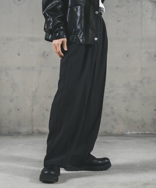 Shoowtime（ショウタイム）の「ワイドドレープフレアスラックスパンツ（スラックス・メンズ・ブラック/ブラウン・LARGE/MEDIUM/X-LARGE）」の4枚目の写真