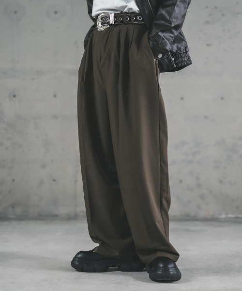 Shoowtime（ショウタイム）の「ワイドドレープフレアスラックスパンツ（スラックス・メンズ・ブラック/ブラウン・LARGE/MEDIUM/X-LARGE）」の10枚目の写真