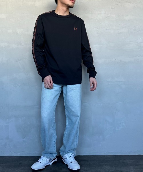 FRED PERRY（フレッドペリー）の「[FRED PERRY/フレッドペリー] コントラストトラックテープ ワンポイントロゴ刺繍ロンT（Tシャツ/カットソー・レディース・オートミール/ブラック・L/M/S）」の4枚目の写真