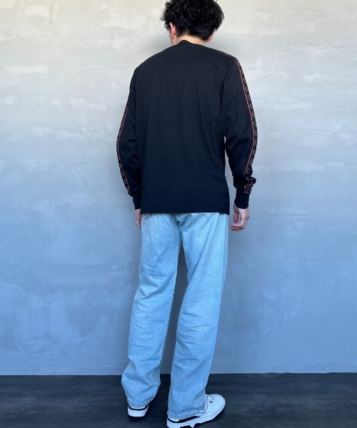 FRED PERRY（フレッドペリー）の「[FRED PERRY/フレッドペリー] コントラストトラックテープ ワンポイントロゴ刺繍ロンT（Tシャツ/カットソー・レディース・オートミール/ブラック・L/M/S）」の21枚目の写真