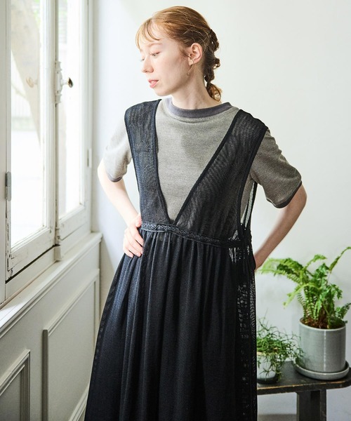 Crisp（クリスプ）の「Vネックメッシュレースワンピース（ワンピース・レディース・ブラック/アイボリー・FREE）」の22枚目の写真