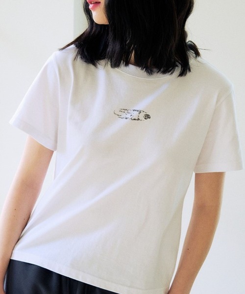 ALAND（エーランド）の「SLOW ACID／CRACKSACロゴT（Tシャツ/カットソー・レディース・チャコール/ベージュ/ホワイト・FREE）」の6枚目の写真