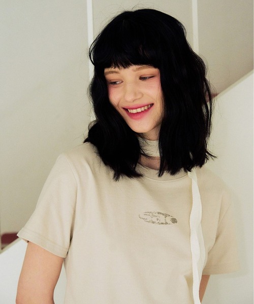 ALAND（エーランド）の「SLOW ACID／CRACKSACロゴT（Tシャツ/カットソー・レディース・チャコール/ベージュ/ホワイト・FREE）」の11枚目の写真