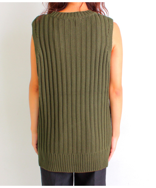 Chille anap（チルアナップ）の「ANAP/アナップ CHILLE ケーブルニットチュニックベスト（ニット/セーター・レディース・ブラック/カーキ/ワイン/モカ・FREE）」の11枚目の写真