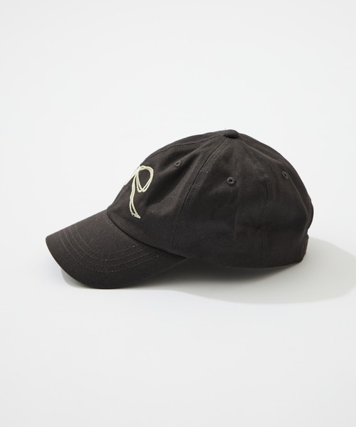 CIAOPANIC TYPY（チャオパニックティピー）の「【KIDS】リボン刺繍キャップ（キャップ・キッズ・ブラック/オフホワイト・ONE SIZE）」の6枚目の写真