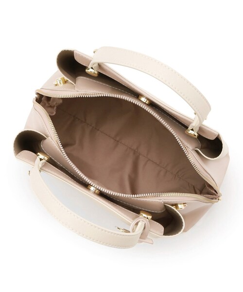 OPAQUE.CLIP（オペークドットクリップ）の「【2WAY】スムース合皮バイカラーミドルボストンバッグ（ボストンバッグ・レディース・ブラック系4/ブルー系4/レッド系6/ホワイト系9・00）」の12枚目の写真