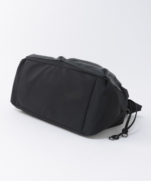 Cepica（セピカ）の「牛革×ナイロンWポケットトートバッグ（トートバッグ・レディース・ブラック・FREE）」の11枚目の写真