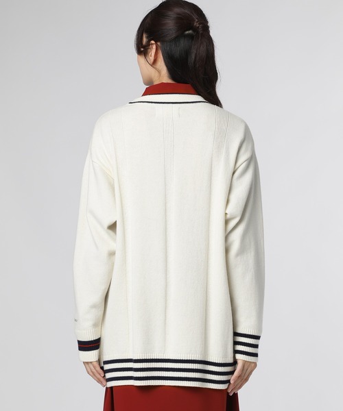 Psycho Bunny（サイコバニー）の「[WOMEN]アシンメトリーデザイン ニットカーディガン（ニット/セーター・レディース・レッド/オフホワイト・FREE）」の4枚目の写真