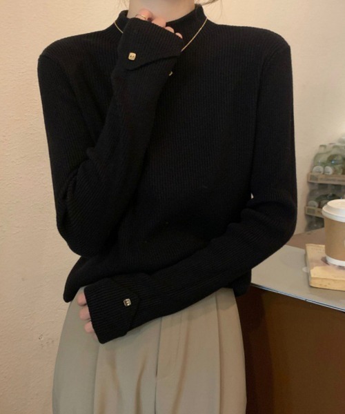 Miniministore（ミニミニストア）の「プチハイネックニットトップス 袖口ボタン（ニット/セーター・レディース・アイボリー/ブラック/カーキ/ブラウン/ベージュ・FREE）」の2枚目の写真