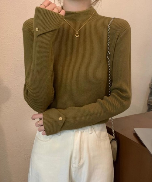 Miniministore（ミニミニストア）の「プチハイネックニットトップス 袖口ボタン（ニット/セーター・レディース・アイボリー/ブラック/カーキ/ブラウン/ベージュ・FREE）」の15枚目の写真