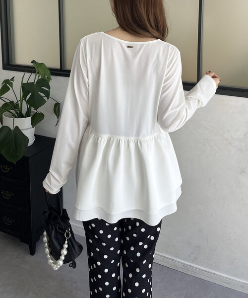 prose verse（プロズヴェール）の「バックメタルレイヤードペプラムロンT（Tシャツ/カットソー・レディース・オフホワイト/ブラック・LARGE/MEDIUM）」の3枚目の写真