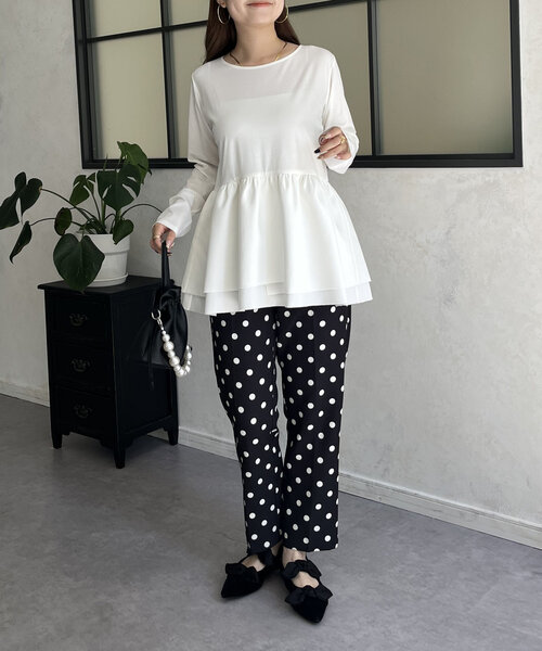 prose verse（プロズヴェール）の「バックメタルレイヤードペプラムロンT（Tシャツ/カットソー・レディース・オフホワイト/ブラック・LARGE/MEDIUM）」の14枚目の写真