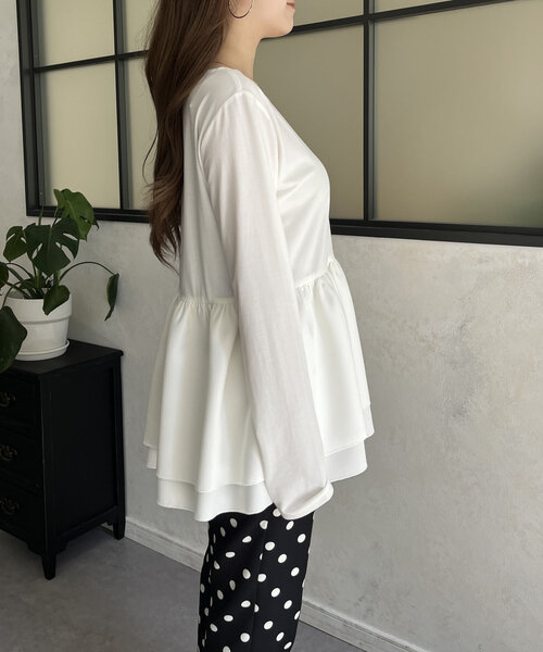 prose verse（プロズヴェール）の「バックメタルレイヤードペプラムロンT（Tシャツ/カットソー・レディース・オフホワイト/ブラック・LARGE/MEDIUM）」の18枚目の写真