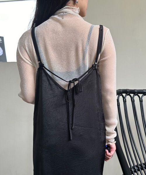 ULEULA（ウルア）の「ラメチュールハイネックカットソー（Tシャツ/カットソー・レディース・アイボリー/グレー/ブラック・FREE）」の9枚目の写真