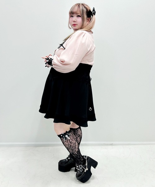DearMyLoveWhip(ディアマイラブホイップ)の「【大きいサイズ】レースアップフリル襟ブラウス(シャツ/ブラウス・レディース・ホワイト/レッド/ベビーピンク/ブラック・4L/5L/6L)」の11枚目の写真