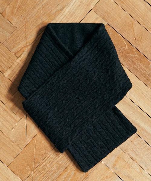 KATHARINE HAMNETT LONDON （キャサリンハムネットロンドン）の「KATHARINE HAMNETT LONDON/キャサリンハムネットロンドン カシミヤ混 ケーブルミニマフラー（マフラー・メンズ・ブラック/グレー/ネイビー・FREE）」の22枚目の写真