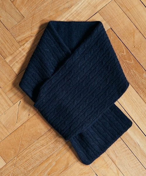 KATHARINE HAMNETT LONDON （キャサリンハムネットロンドン）の「KATHARINE HAMNETT LONDON/キャサリンハムネットロンドン カシミヤ混 ケーブルミニマフラー（マフラー・メンズ・ブラック/グレー/ネイビー・FREE）」の21枚目の写真