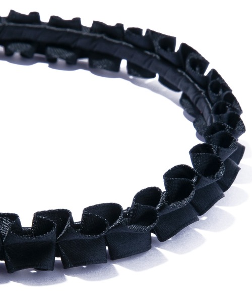 IRIS47(イリスフォーセブン)の「【IRIS 47】frill satin headband/フリル サテン ヘッドバンド(カチューシャ・レディース・ブラック/ネイビー・FREE)」の6枚目の写真