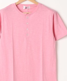 ヘンリーネック」に該当するTシャツ/カットソー（ピンク/桃色系