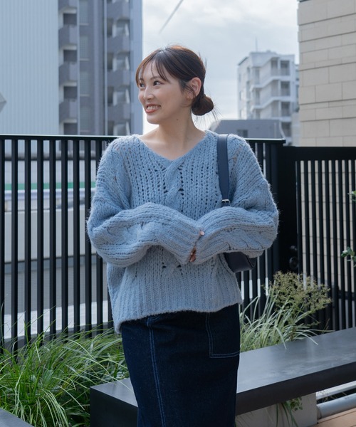 BLUE×PALANG（ブルーパラン）の「【ZOZOTOWN限定】CABLE BIG KNIT（ニット/セーター・レディース・ブルー・FREE）」の6枚目の写真
